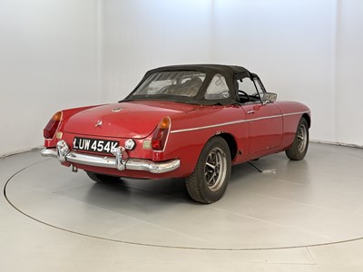 Lot 16 - 1972 MG B Roadster