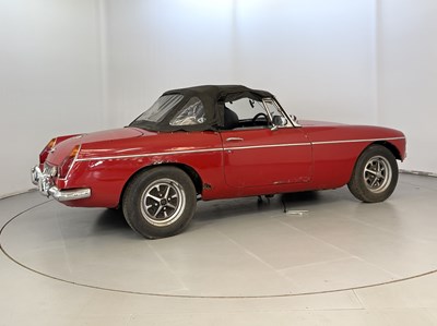 Lot 16 - 1972 MG B Roadster