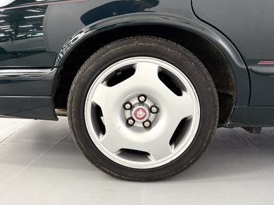 Lot 25 - 1995 Jaguar XJR