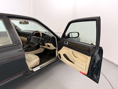 Lot 25 - 1995 Jaguar XJR