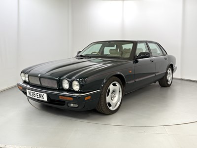 Lot 25 - 1995 Jaguar XJR