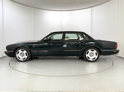 Lot 25 - 1995 Jaguar XJR