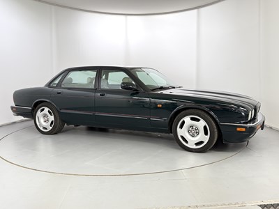 Lot 25 - 1995 Jaguar XJR
