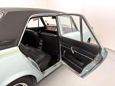 Lot 13 - 1968 Ford Corsair 2000E