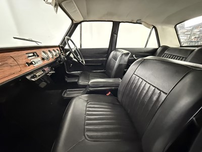 Lot 13 - 1968 Ford Corsair 2000E