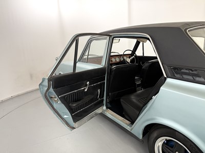 Lot 13 - 1968 Ford Corsair 2000E
