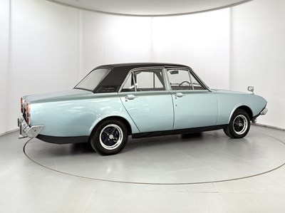 Lot 13 - 1968 Ford Corsair 2000E