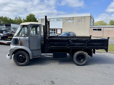 Lot 15 - 1972 Leyland FG Anglecab