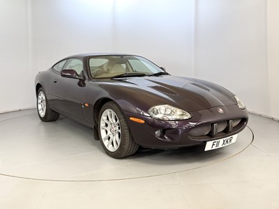 Lot 14 - 1998 Jaguar XKR
