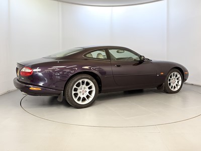 Lot 14 - 1998 Jaguar XKR