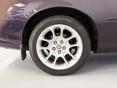 Lot 14 - 1998 Jaguar XKR