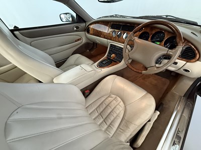 Lot 14 - 1998 Jaguar XKR