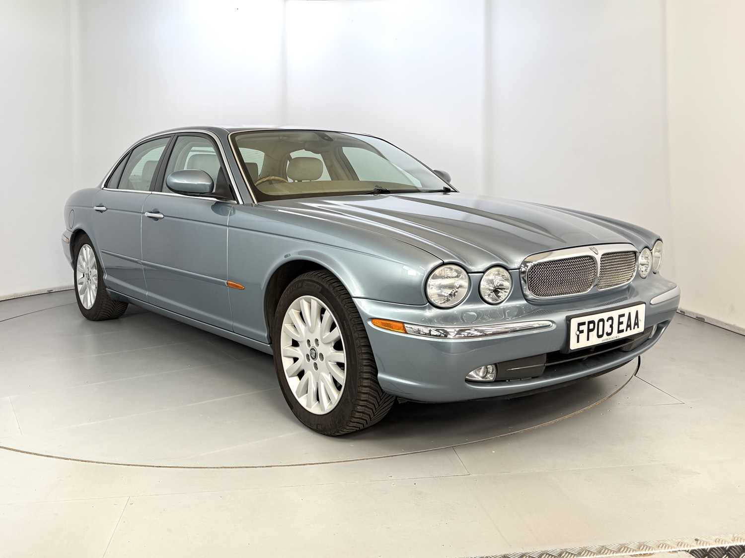 Lot 53 - 2003 Jaguar XJ8