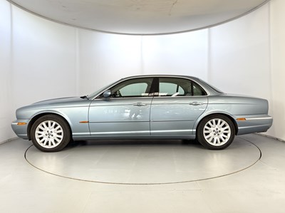 Lot 53 - 2003 Jaguar XJ8