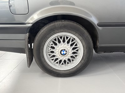 Lot 8 - 1989 BMW 318i