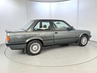 Lot 8 - 1989 BMW 318i