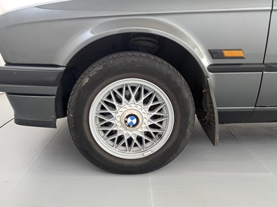 Lot 8 - 1989 BMW 318i