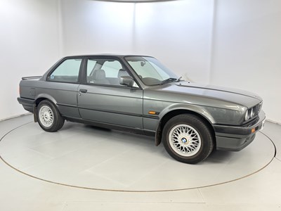 Lot 8 - 1989 BMW 318i