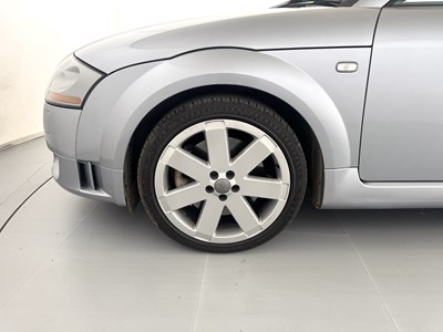 Lot 36 - 2004 Audi TT 3.2