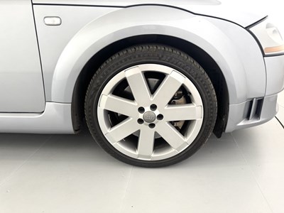 Lot 36 - 2004 Audi TT 3.2