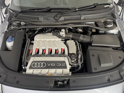 Lot 36 - 2004 Audi TT 3.2