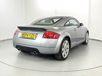 Lot 36 - 2004 Audi TT 3.2