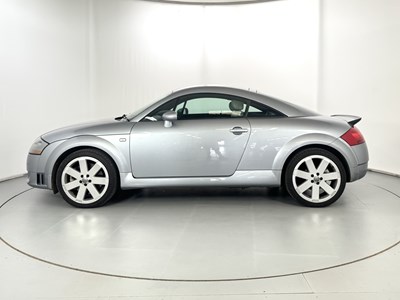 Lot 36 - 2004 Audi TT 3.2