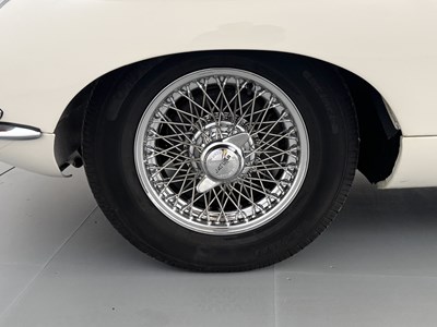 Lot 100 - 1967 Jaguar E-Type