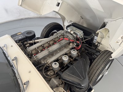 Lot 100 - 1967 Jaguar E-Type