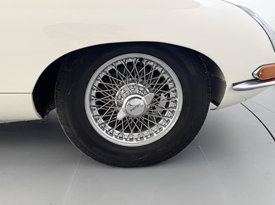 Lot 100 - 1967 Jaguar E-Type