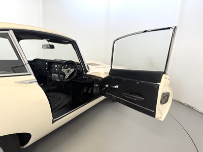 Lot 100 - 1967 Jaguar E-Type