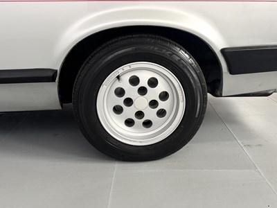 Lot 28 - 1983 Ford Capri 2.8i