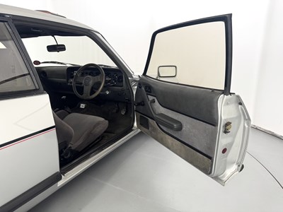Lot 28 - 1983 Ford Capri 2.8i