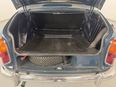 Lot 2 - 1965 Wolseley 1500
