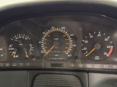 Lot 1993 Mercedes-Benz S600 Coupe