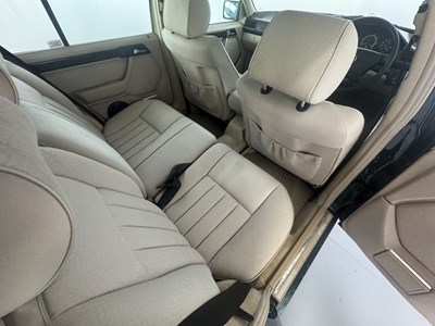 Lot 17 - 1996 Mercedes-Benz E300 D