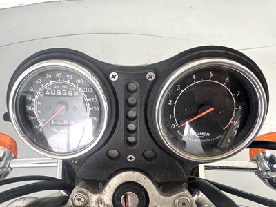 Lot 31 - 1999 Triumph Legend - NO RESERVE
