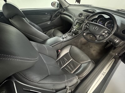 Lot 35 - 2002 Mercedes-Benz SL500