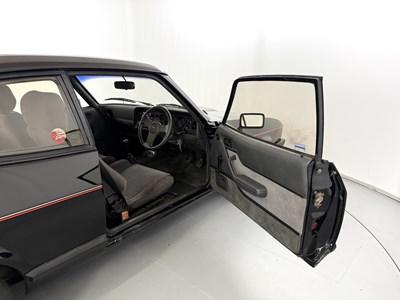 Lot 126 - 1984 Ford Capri 2.8i