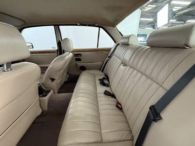 Lot 144 - 1986 Jaguar XJ6