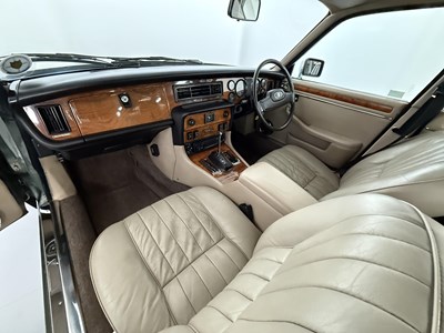 Lot 144 - 1986 Jaguar XJ6