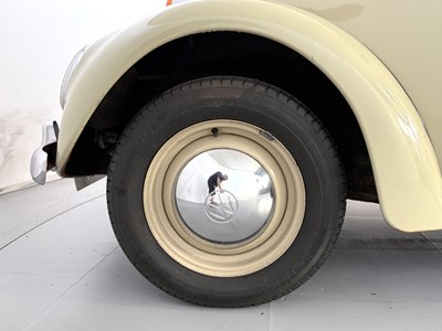 Lot 49 - 1965 Volkswagen Beetle