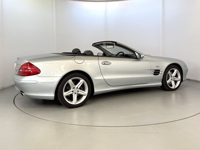 Lot 167 - 2004 Mercedes-Benz SL500