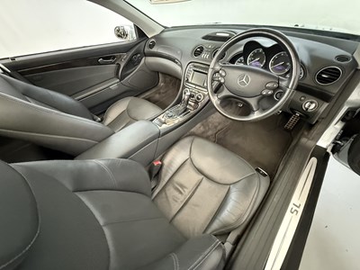 Lot 167 - 2004 Mercedes-Benz SL500