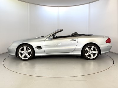 Lot 167 - 2004 Mercedes-Benz SL500