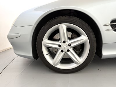 Lot 167 - 2004 Mercedes-Benz SL500