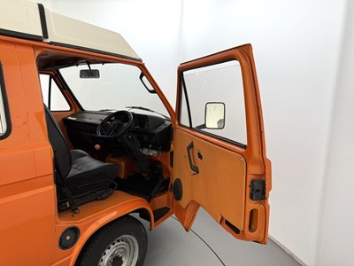 Lot 168 - 1982 Volkswagen T25