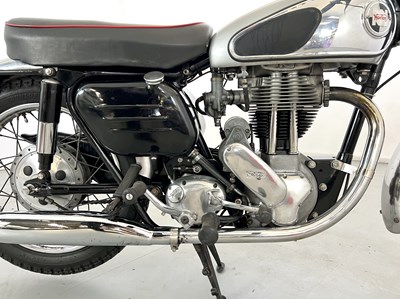 Lot 129 - 1957 Norton ES2