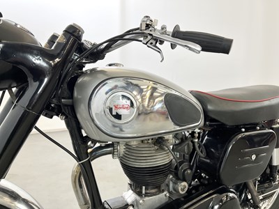 Lot 129 - 1957 Norton ES2