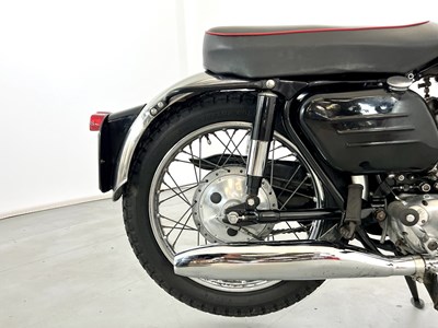 Lot 129 - 1957 Norton ES2